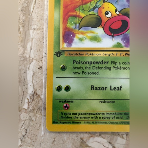 1990’s rare vintage 1st edition weepinbell Pokémon card 48/64 - Picture 2 of 4